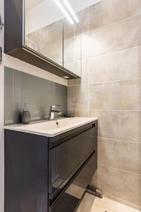 Apartament Au Gout Du Jour Climatise Tuluza Zewnętrze zdjęcie